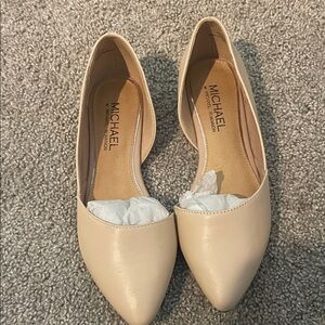 Michael Shannon Women's Cream Flats